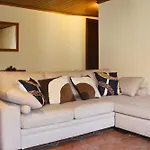 Casa Castro - Refugio Rural Em Fonte Arcada, Silencio E Conforto Lejlighed