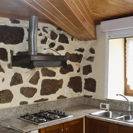 Casa Castro - Refugio Rural Em Fonte Arcada, Silencio E Conforto Апартаменты *