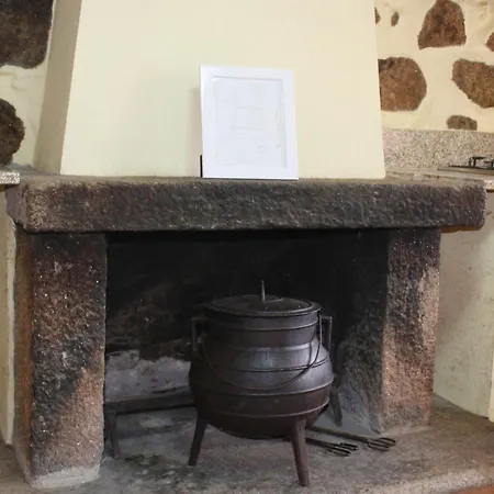 Casa Castro - Refugio Rural Em Fonte Arcada, Silencio E Conforto 아파트 *