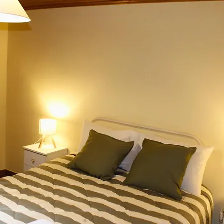 Casa Castro - Refugio Rural Em Fonte Arcada, Silencio E Conforto דירה