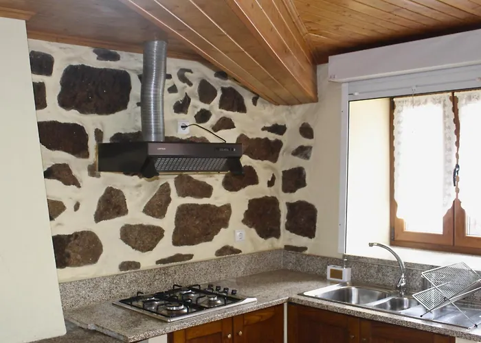 Casa Castro - Refugio Rural Em Fonte Arcada, Silencio E Conforto Апартаменты *